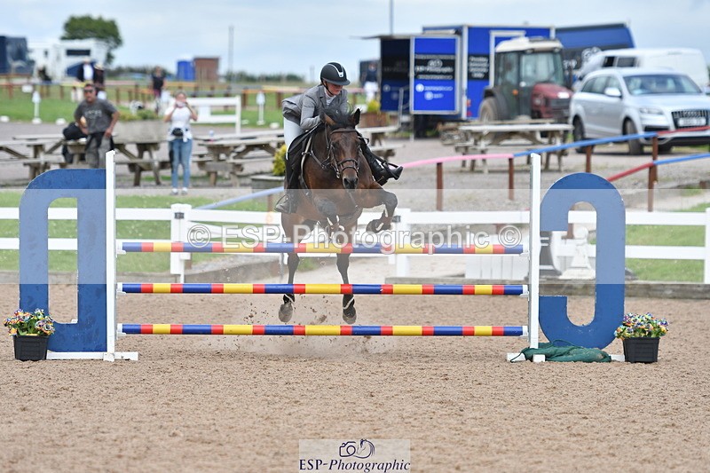 240727A-153127-06169 - Cls 24 1.05m Amateur Qualifier
