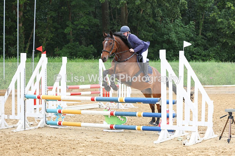 3E7A5562 - Class 4: Senior British Novice/90cm open