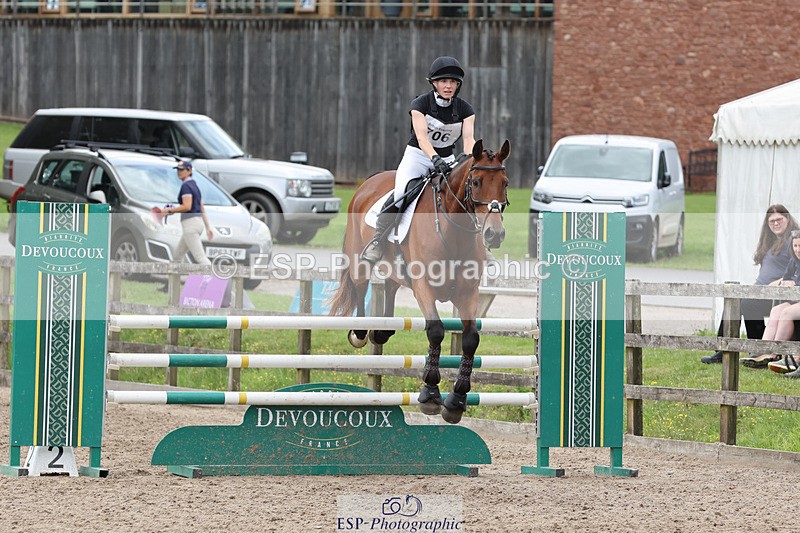 240804-163045-16903 - 706-Sharon_Kellaway-OBERON_XII