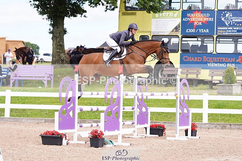 240721A-143248-18685 - Cls 32, YH 6 Yr Olds 1.30m