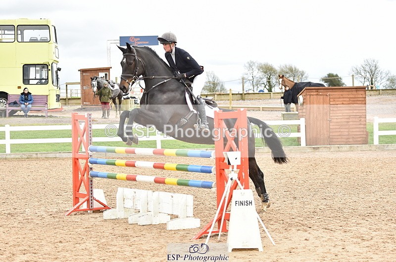 240403A-135102-00635 - Cls 4 Newcomers and 1.10m Open