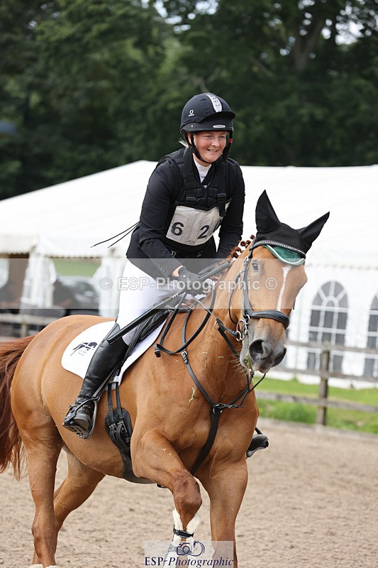 240804-152630-16488 - 620-Alana_Shapland-FOREVER_AUTUMN_DS