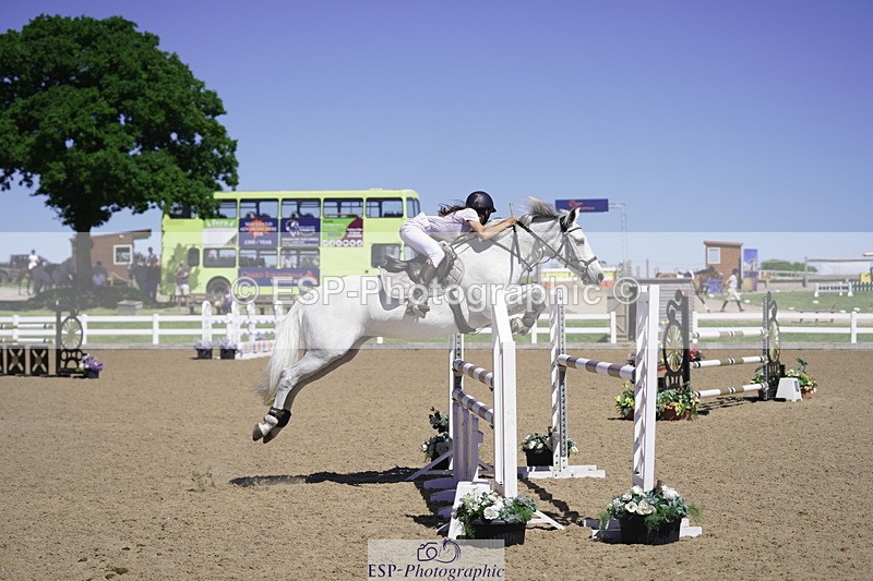 230624A-151748-02185 - Cls 26 Pony Foxhunter & 1.10m Open