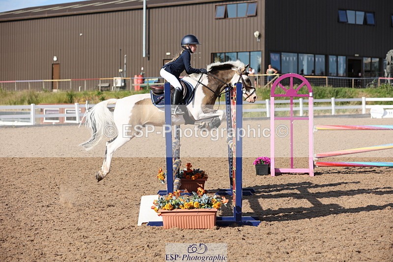 240629A-181310-09227 - Cls 14 Springboard 128cm + 138cm