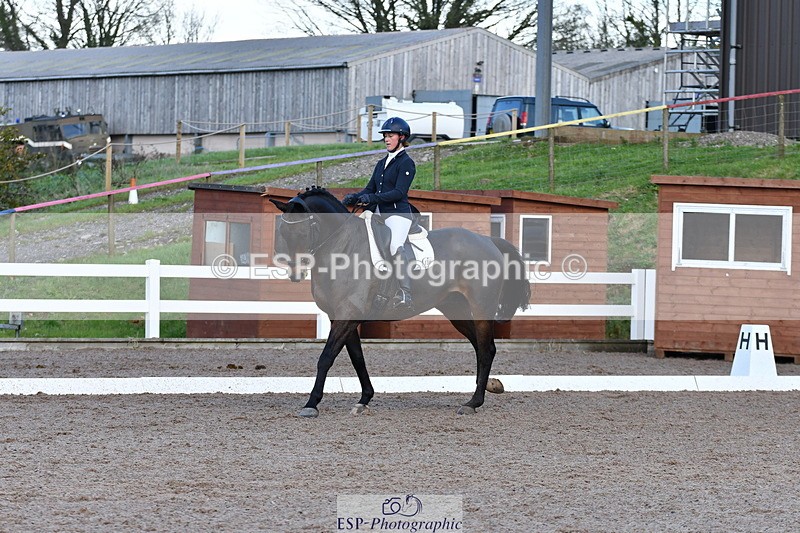 231104A-124130-00527 - Cls 12 Music Medium