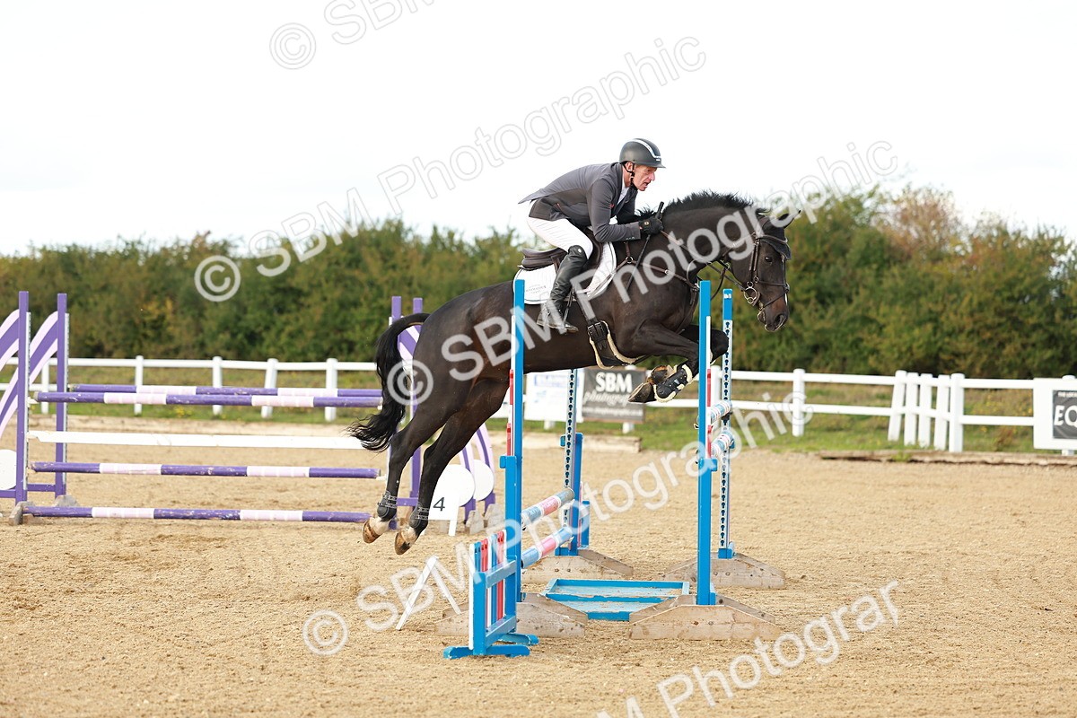 SBM_002148 - Class 5 - Senior Foxhunter - 1.20m