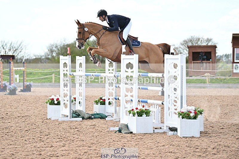 240418A-141025-04260 - Cls 9, 2 Star Big Tour 1.40m