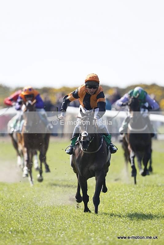  GRD 030510 158 - Guernsey Race Day 03/05/10