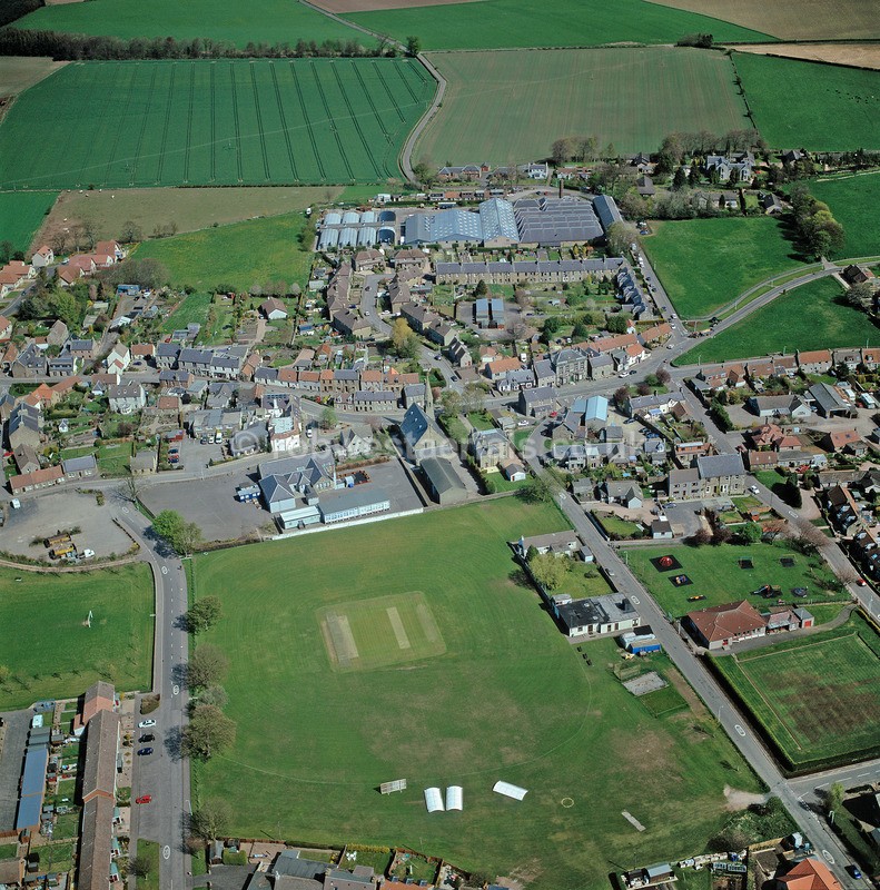 A00004A Village of Freuchie Fife in 2001 - Settlements, infrastructure and attractions
