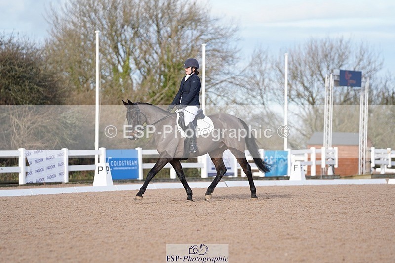 241214-124334-00492 - 140-Samantha.Henderson-Rich.Tricks.Otis