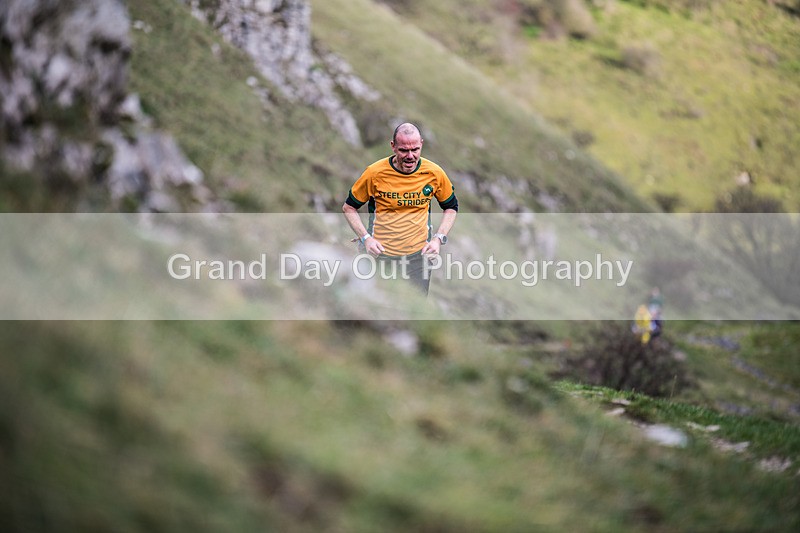 Litton-366 - Litton Christmas Cracker Fell Race (Limestone Series) Sunday 14th December 2025