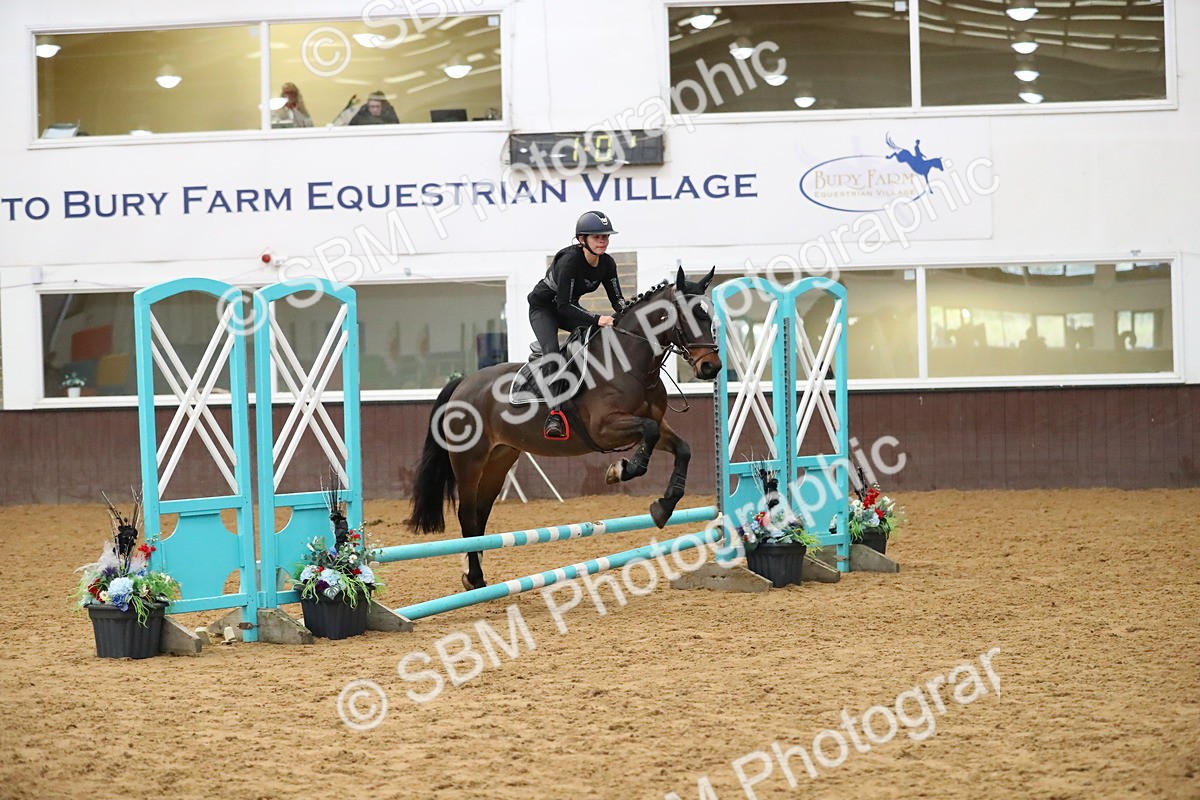 SBM_001927 - Class 3 - Horse & Hound