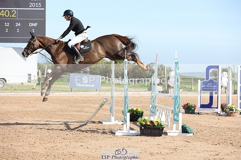 250427-160506-18322 - Cls 24 - 1 Star Gold Tour