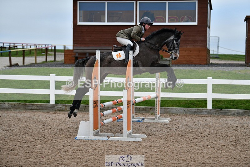 240112A-090610-00013 - Cls 1 Clear Round