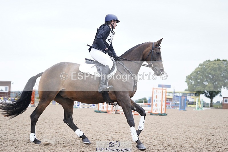 240831A-143908-04184 - 276-Helen.Daly-MIELIKKI