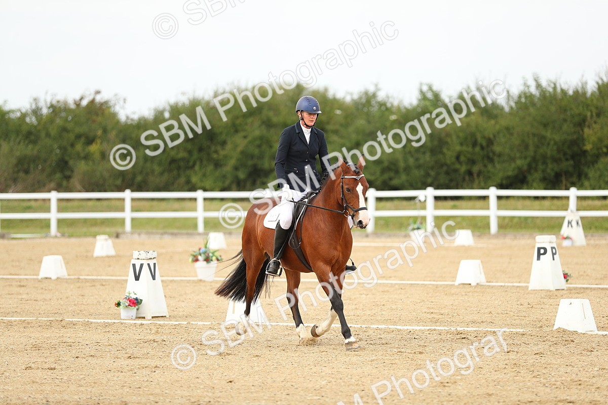 SBM_017646 - Class 13 - Novice 23 - 14.27-15.16