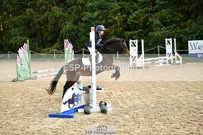 251004A-095648-00307 - Classes 1-2-3 40cm