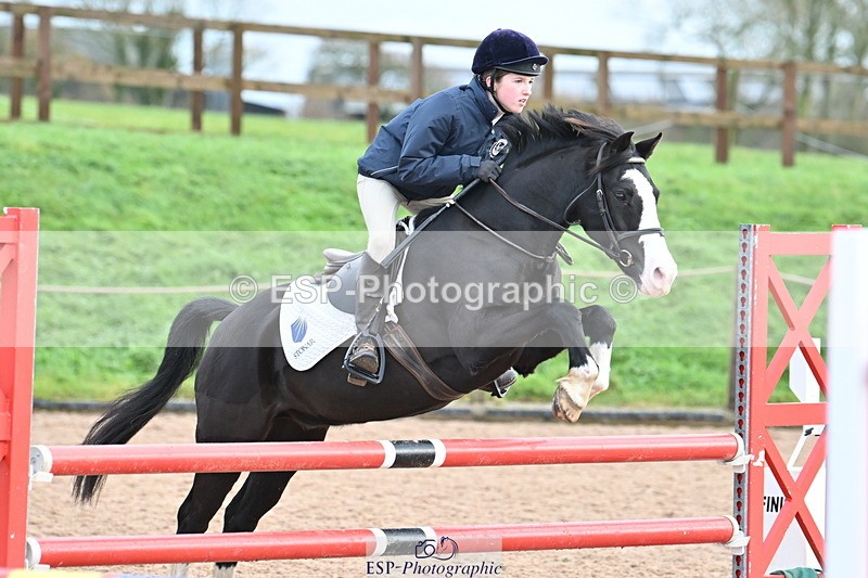 231203A-112703-00826 - Cls 16+17 Club and Schools 80cm