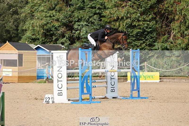 250816A-155151-02615 - Cls 8 Snr Newcomers