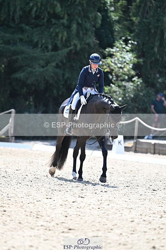 250810A-140248-07235 - 070-Abbie.NewburySeagry.Firstamour