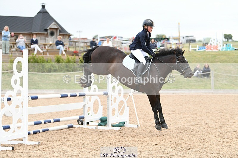 250807-134451-01303 - 90cm Round 2