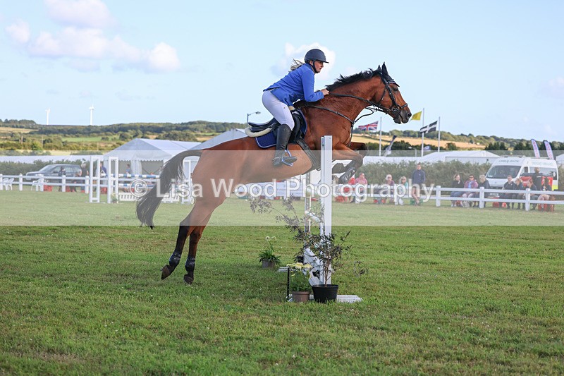 3E7A4638 - Class C1: Showjumping Senior Newcomers/1.10m open