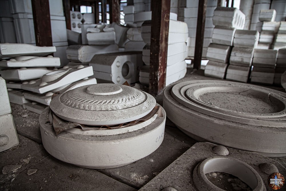 On Planned/Unplanned Obsolescence - Conquistador China*