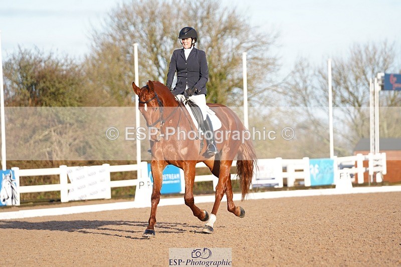 241214-103736-00213 - 136-NATALIE.PASSMORE-U.Legend