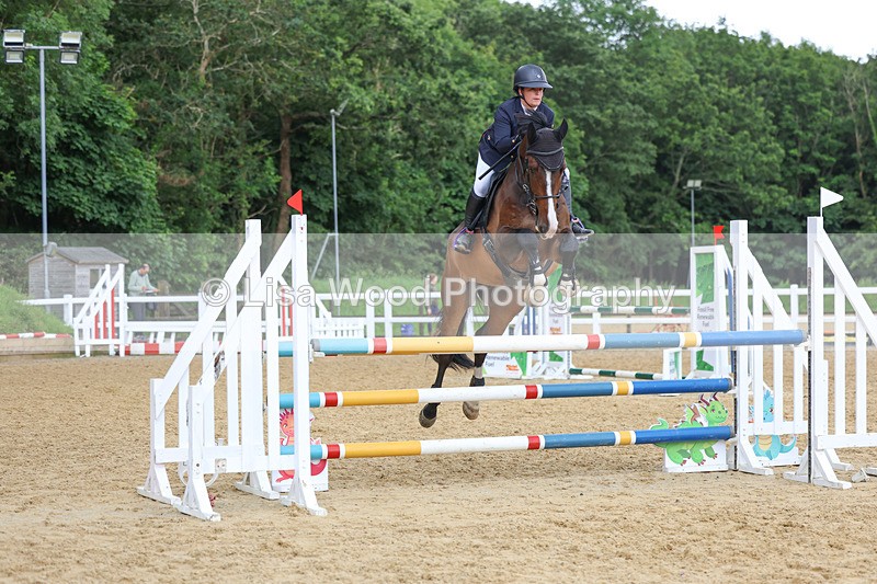 3E7A4190 - Class 7: Senior Newcomers/1.10m open