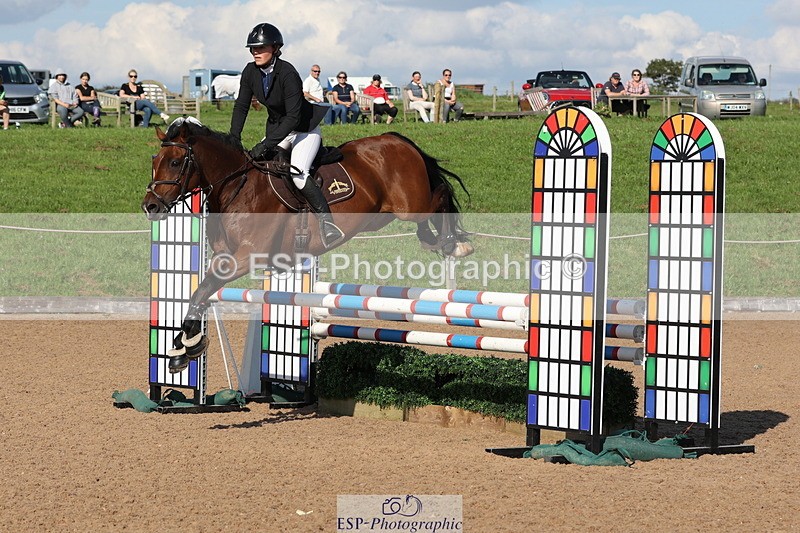 230915A-160117-03013 - Cls 6 Snr 1.05m Derby