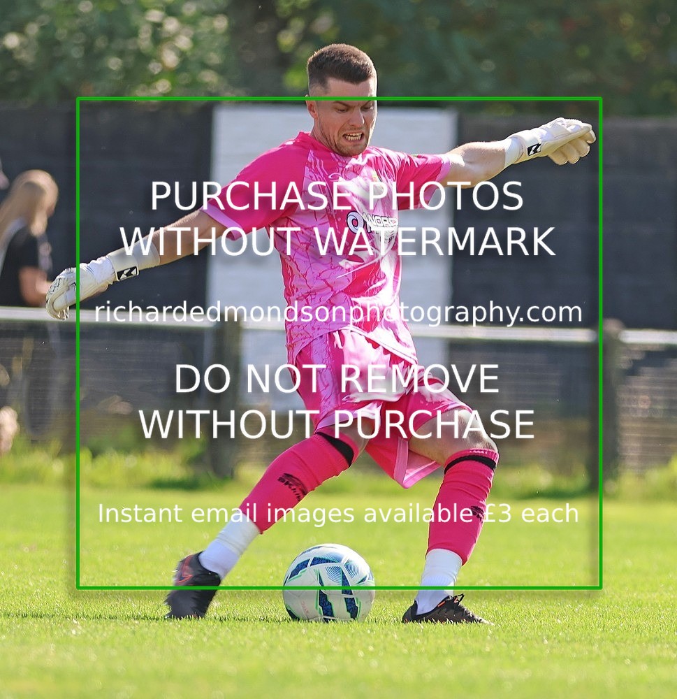 533A8695 - Kendal Town vs Heaton Stannington (22/8/26)