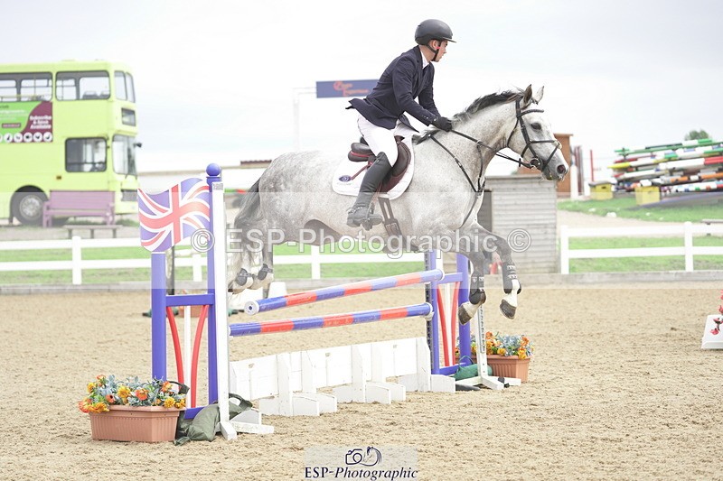 230810A-135544-02559 - Cls 4 1.05m Amateur Quali