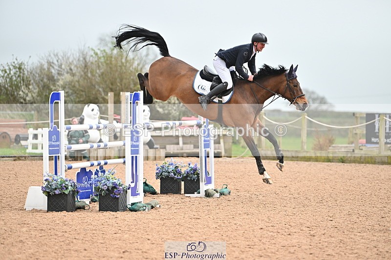 240405A-140705-01863 - Cls 5 National 1.30m Open