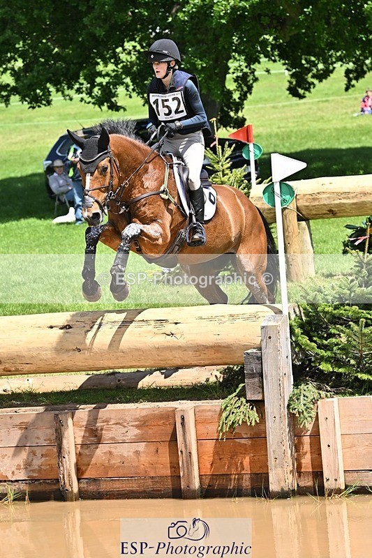 240525-133312-14454 - 152-MODRIX_DOR_VAN_DE_MISPELAERE-Annabel_Walsh