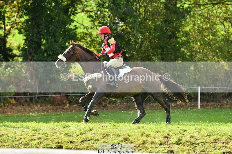 251025A-131127-19910 - F-460-Rueben.Kennah