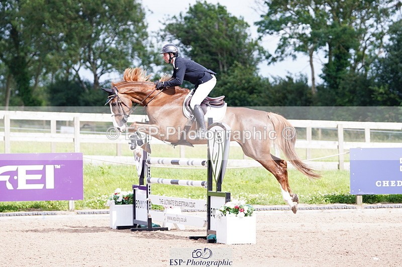 240804A-161426-11567 - Cls 46 Snr Foxhunter