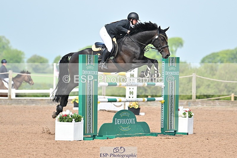 240512A-105358-17414 - Cls 48 National 1.30m Open