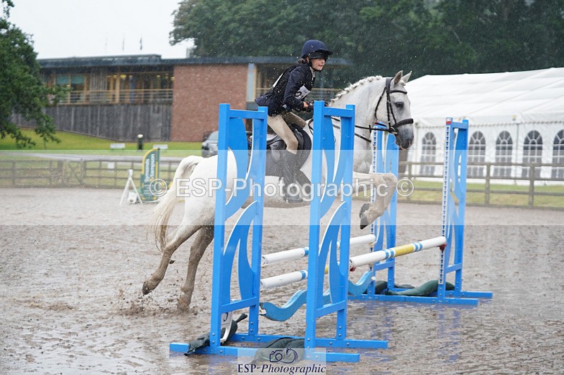 240824X-082512-20190 - 70cm Round 1 8.30 to 9.30