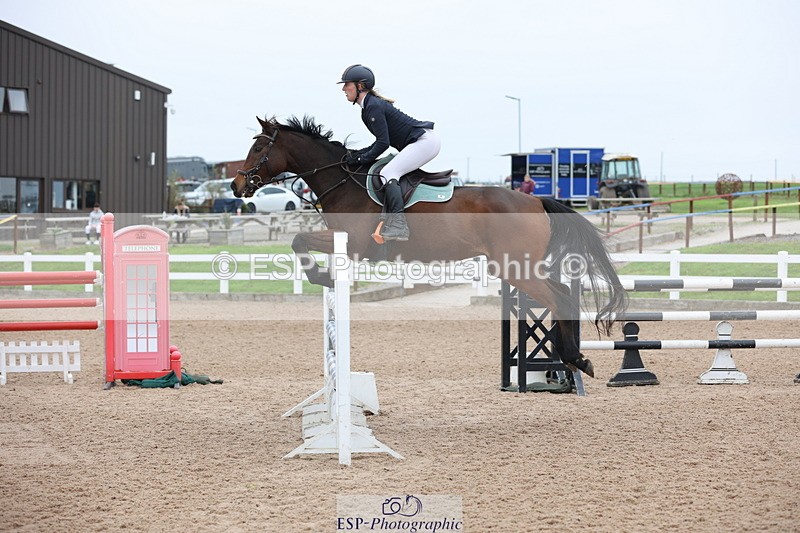 241101A-111705-01309 - FRI Cls 5 Newcomers and 1.10m Open