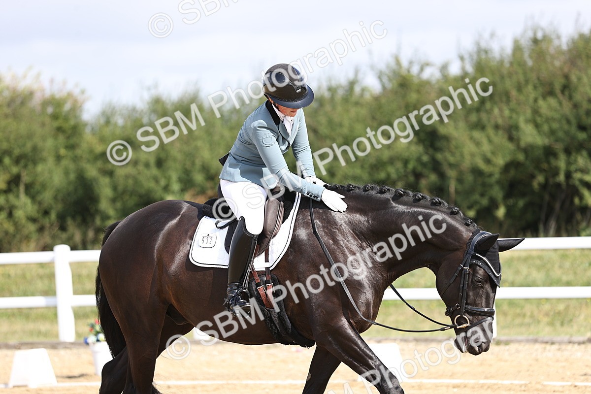 SBM_016088 - Class 14 - Novice 23 - 10.29-11.32
