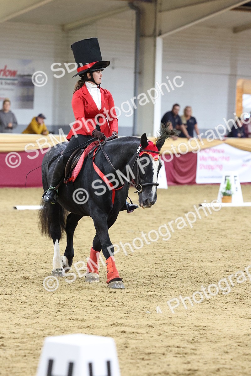 SBM_09802 - Class 52 Strictly Fancy Dress-Age