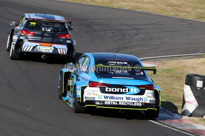  - TCR UK @ Castle Combe