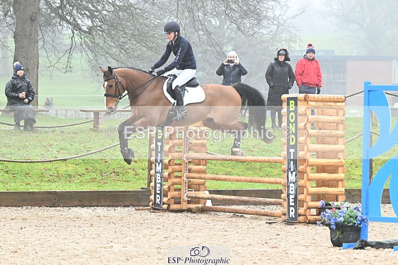 250215A-120846-00570 - Cls 3 Snr 1.05m