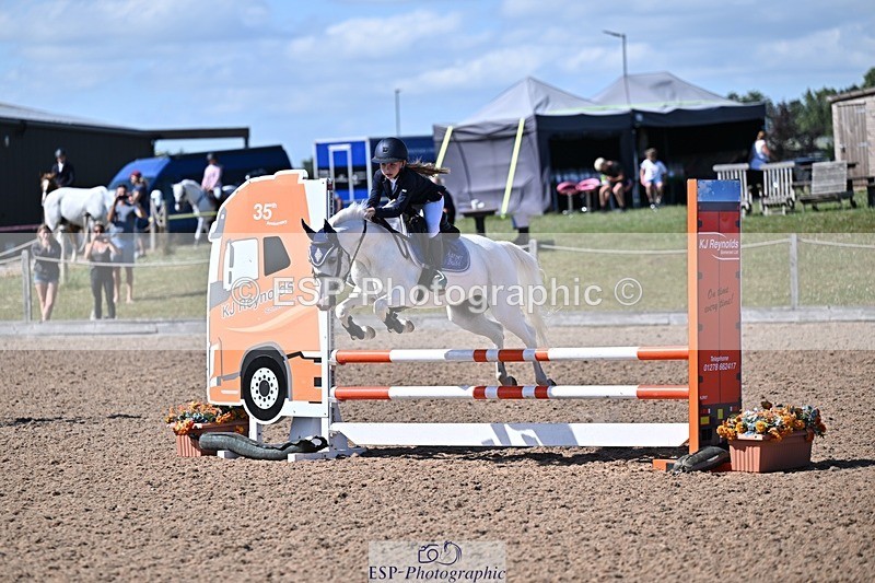 250627-163011-00726 - Cls 6 Stepping Stones 128cm and 138cm