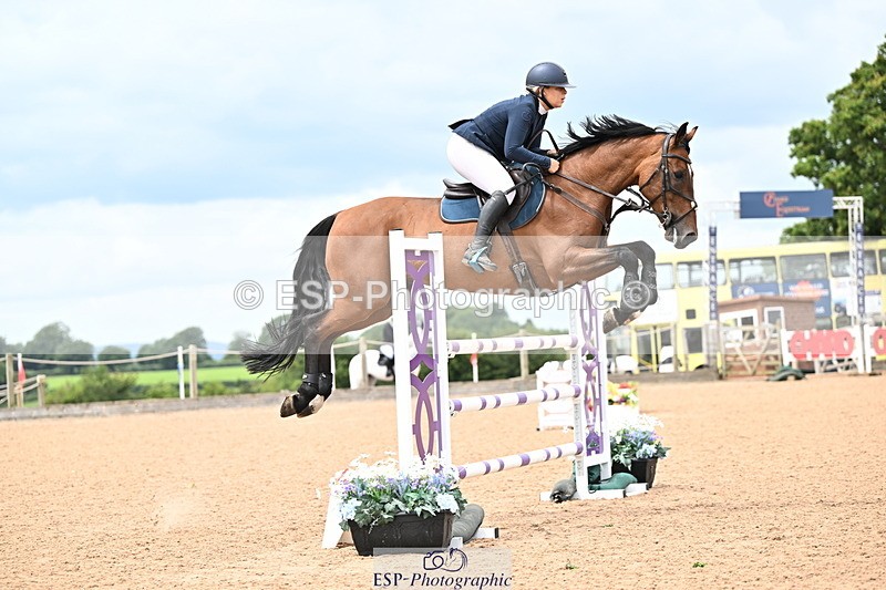 240726A-132226-01400 - Cls 3 Snr Foxhunter