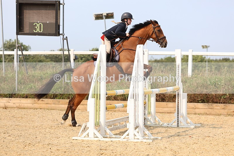 3E7A1440 - Class 4: Senior British Novice/90cm open