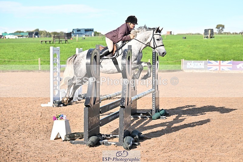 250920-164058-01919 - Cls 23 UnAffiliated 80cm Derby