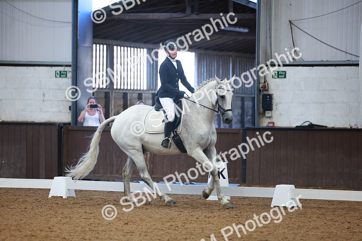 0B8A9145 - Class 6 - Novice 3