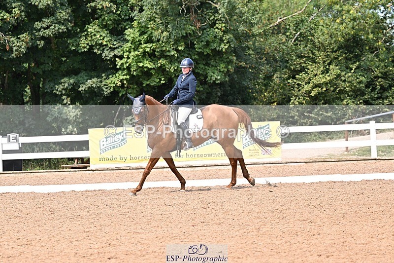 250816-141925-05327 - 142-Emma-Jane.BrownLord.in.Red