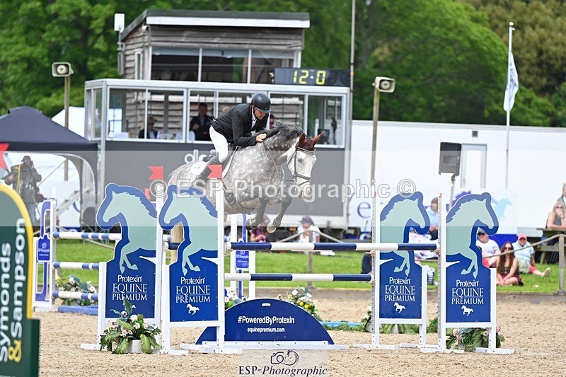 240525-145517-15920 - 517-SAUNDERSCOURT_AMBASSADOR-Adam_Trew